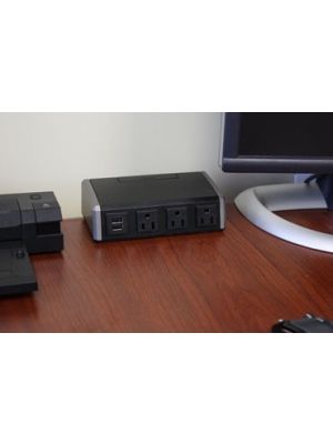 Legrand WSR320-S Desktop USB/Multi-Outlet Charging Station